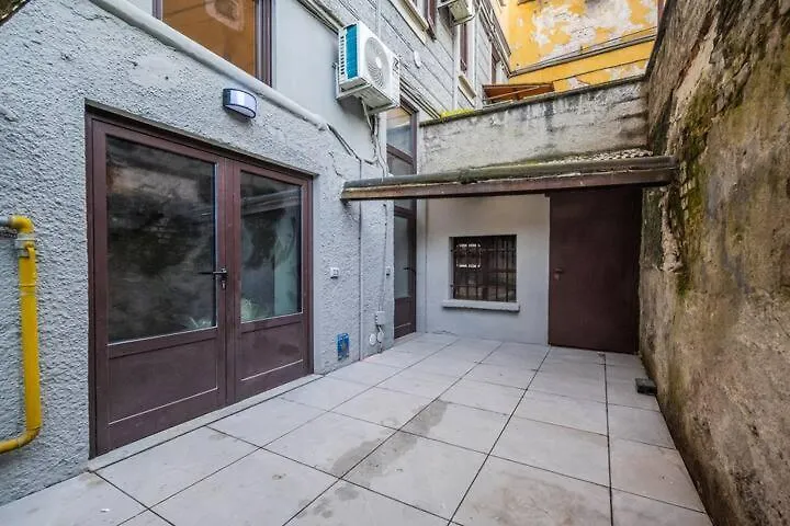 Διαμέρισμα Hozyhome Design Loft In Via Cermenate Μιλάνο